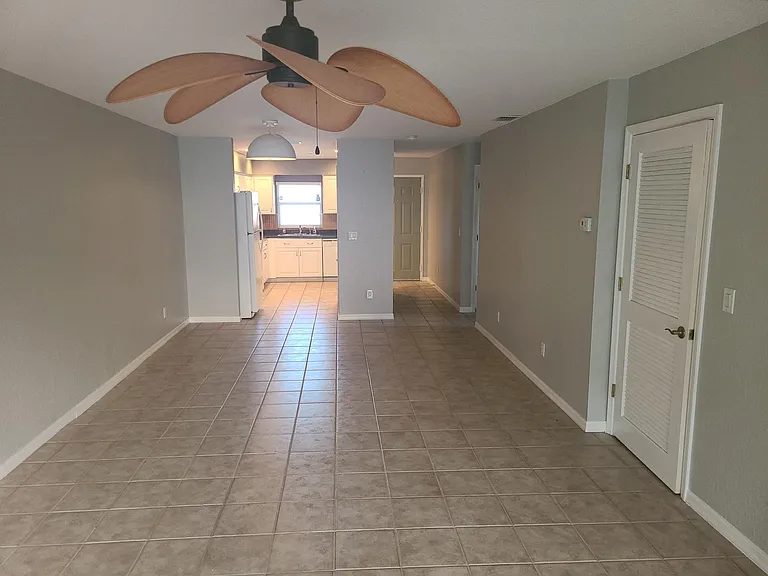 838 SW 47th Ter #203 — Photo 8