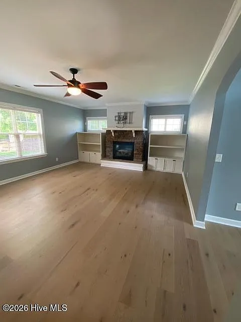 4 bed, 3.5 bath, 3390 sqft, $2,900 — Photo 3
