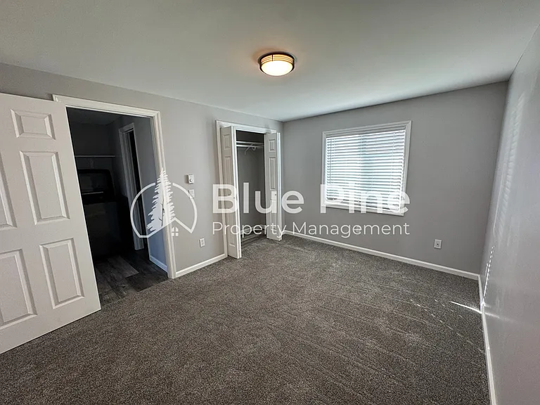 2348 Stace St #3 — Photo 10