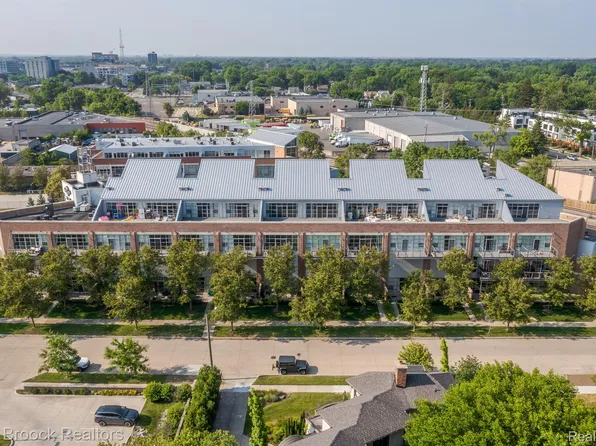333 E Parent Ave Unit 41, Royal Oak, MI 48067
