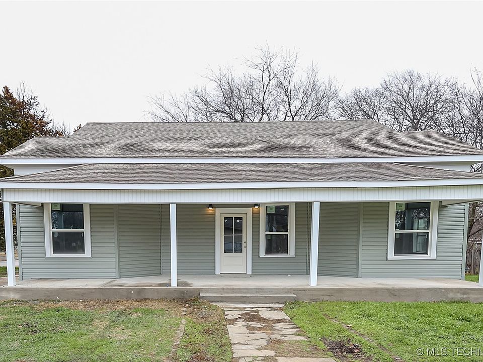 1st image of 920 W Vinita Ave