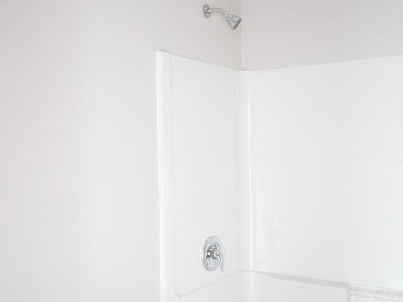 4th image of 337 N Benton Way #202