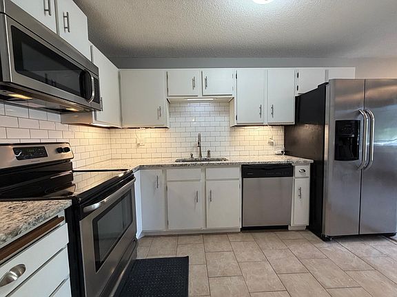 2nd image of 7401 W 101st St APT 121