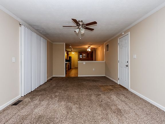 3rd image of 1385 Twilight Dr