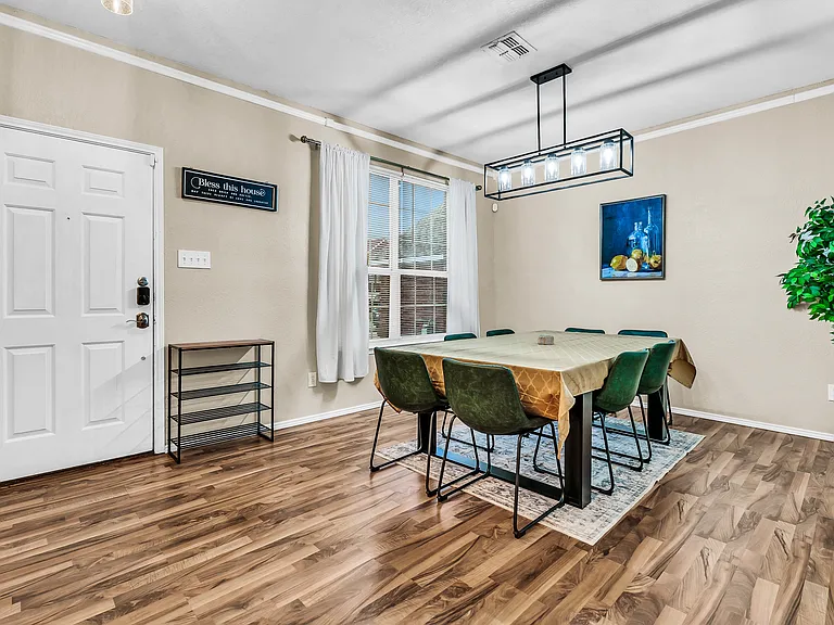 4709 Sleepy Ridge Cir — Photo 18