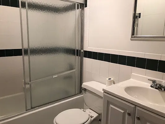Rented by 18 REALTY | media 29