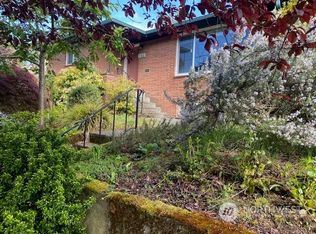 502 NW 72nd St, Seattle, WA 98117