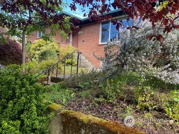 502 NW 72nd Street, Seattle, WA 98177