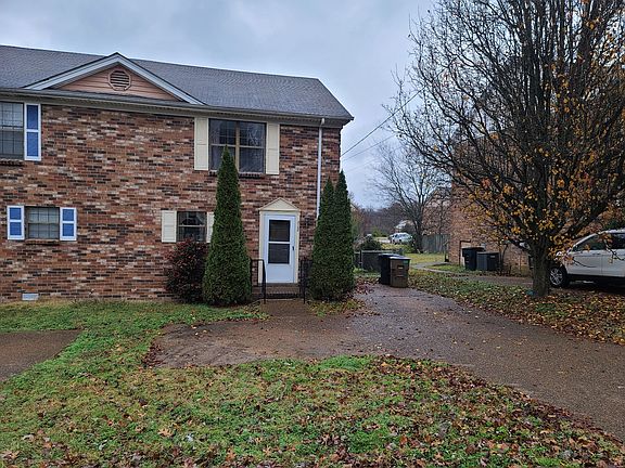 3rd image of 612 Alison Ct