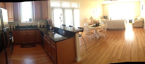 3rd image of 7500 W Grand Ave Unit 2S