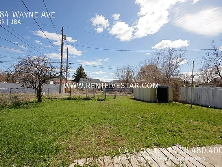 284 Wayne Ave — Photo 13