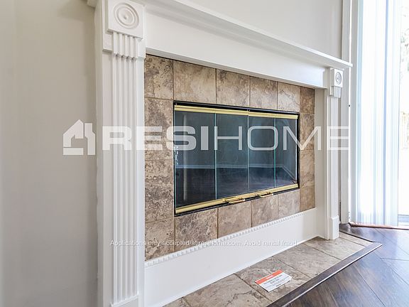 5th image of 3061 Hickory Glen Dr