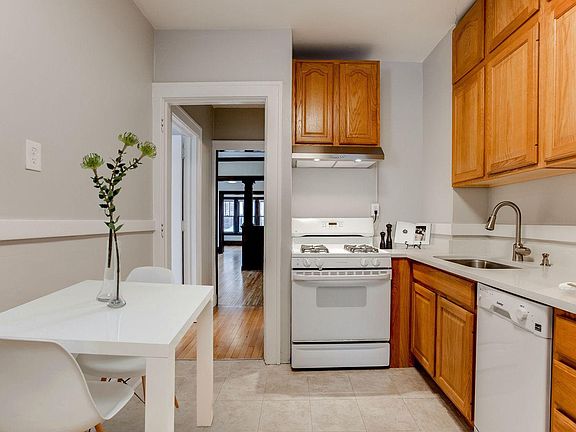 2nd image of 3029 Holmes Ave S #4