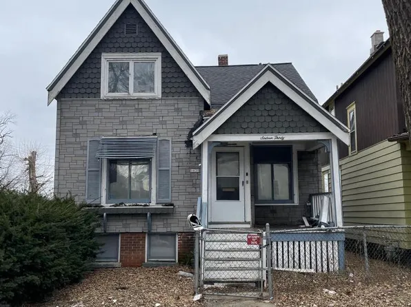 1630 North 32nd STREET, Milwaukee, WI 53208