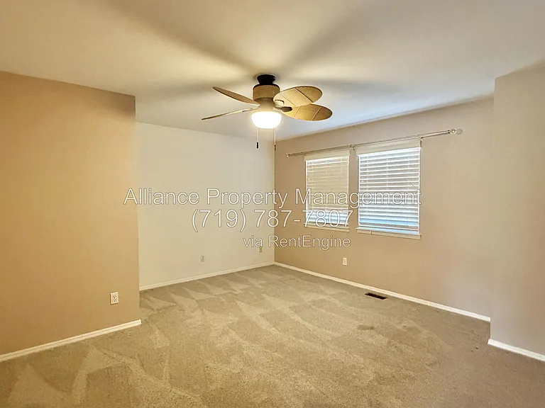 1755 Smoke Ridge Dr — Photo 23