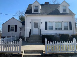 38 Lexington Ave, West Warwick, RI 02893