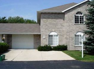 606-102 E Market St, Elkhorn, WI 53121