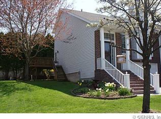 9 Glen Cove Rise, Rochester, NY 14617