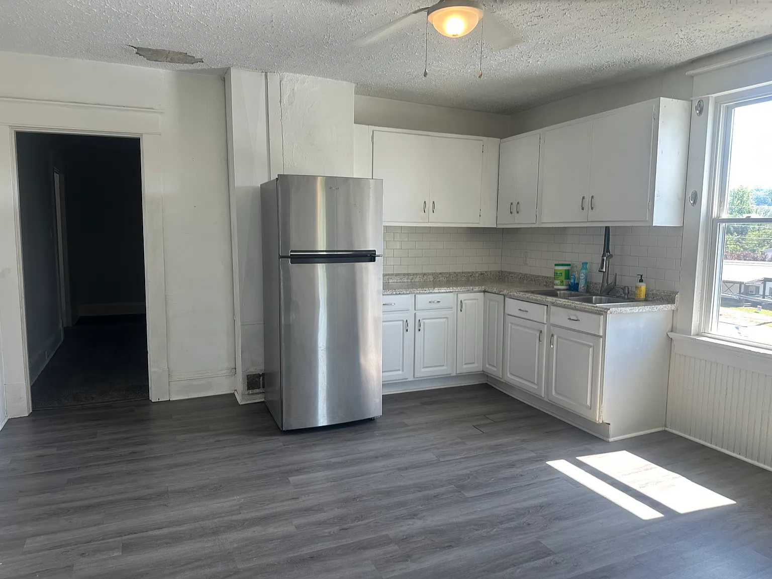 2 bed, 1500 sqft, $1,150 — Photo 3
