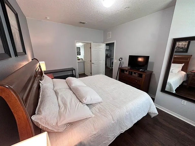 5368 Diplomat Ct #106 — Photo 10