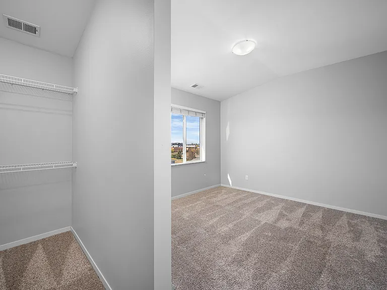 8. Aspen Lofts G - Bedroom_1 8. Aspen Lofts G - Bedroom_1