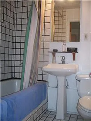 Rented by R New York | media 22