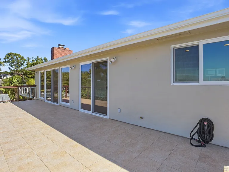2317 Wooster Ave — Photo 33