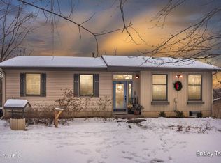 2176 Eleven Mile Rd NW, Sparta, MI 49345