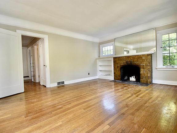 Living Room on Main Level (Approx. 16'5" x 13'4")