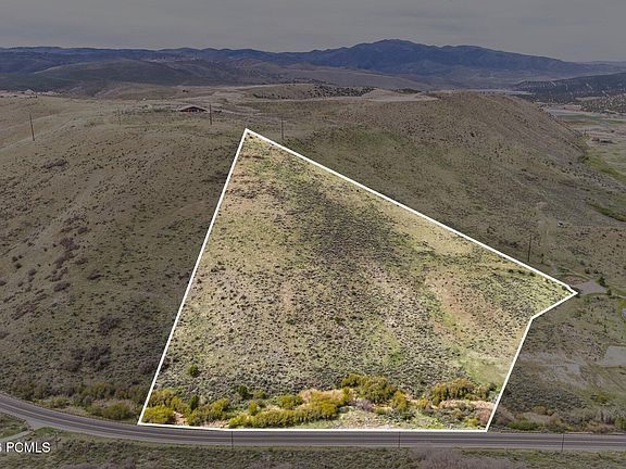 3rd image of 6325 Elk Ridge Rd