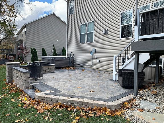 2nd image of 5393 Ellsworth Dr
