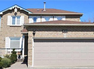 3133 Pebblewood Rd, Mississauga, ON L5N6M7