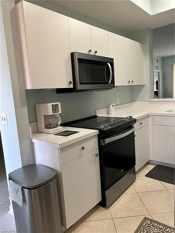 2 bed, 2.0 bath, 1252 sqft, $5,200 — Photo 2