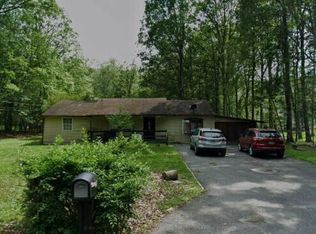 25 Beechwood Ln, East Stroudsburg, PA 18301