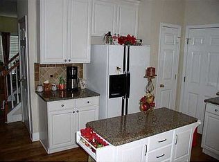 559 Holland Rd, Powder Springs, GA 30127