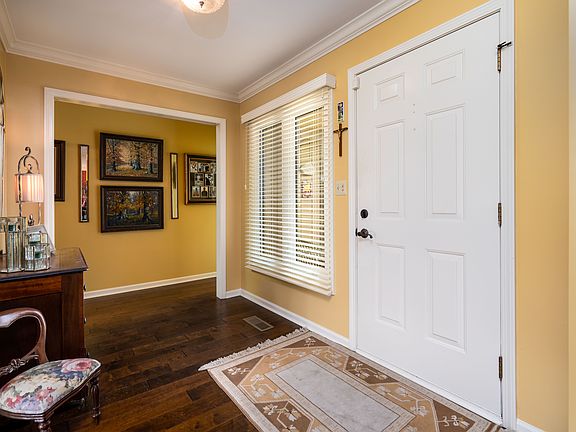 3rd image of 3617 Forest Glen Ct
