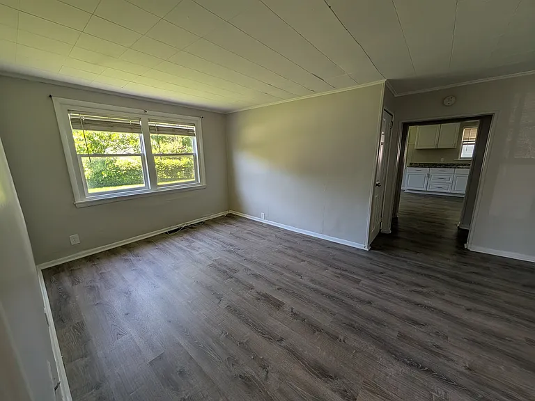 262 Blakeslee St — Photo 15