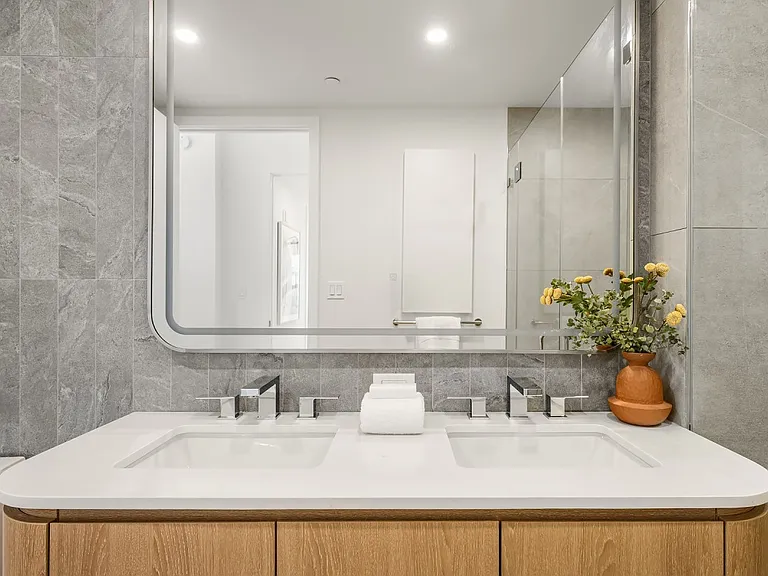 1042 Atlantic Ave #15C — Photo 9