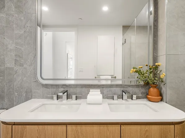 1042 Atlantic Avenue image 8 of 36