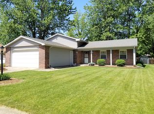 2301 Georgetown Dr, Champaign, IL 61821