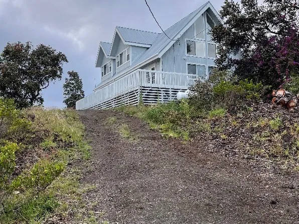 92-1823 Keaka Pkwy, Captain Cook, HI 96704