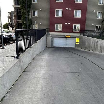 3rd image of 5 S Saddlestone Way NE #218