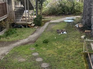 4611 22nd Ave NE APT 4, Seattle, WA 98105