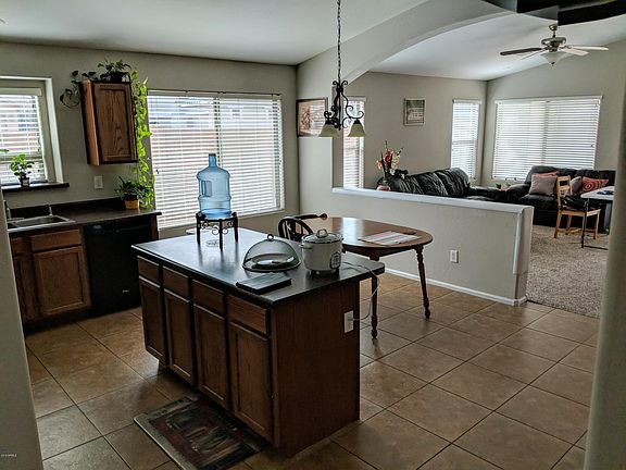 4th image of 10341 W Raymond St
