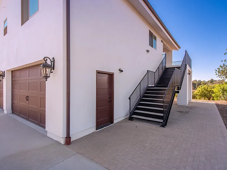 6163 E Los Angeles Ave — Photo 32