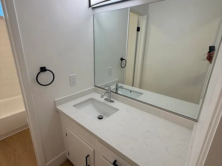 5307 Sepulveda Blvd. — Photo 16