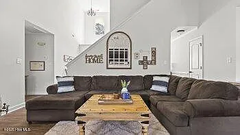 310 Vintage Ct — Photo 10