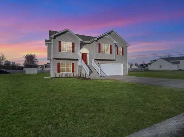 3807 Maliki Dr, Clarksville, TN 37042