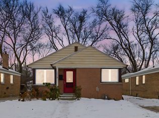 1512 Mulford St, Evanston, IL 60202