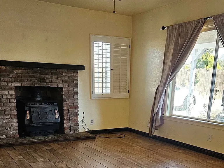 12509 E Avenue V10 #E — Photo 3